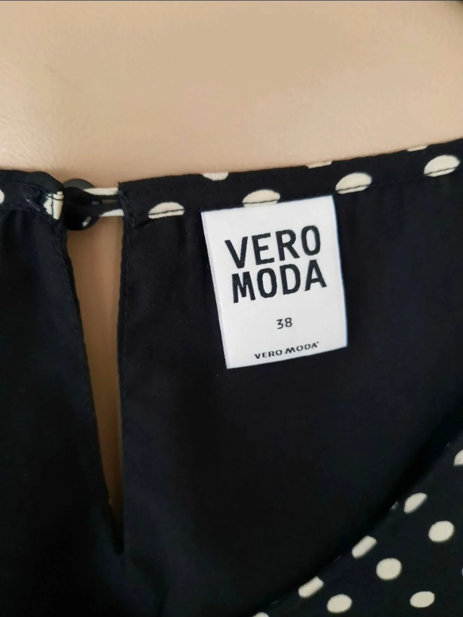 Vestido de bolitas Vero Moda talla 38/M – photo 2